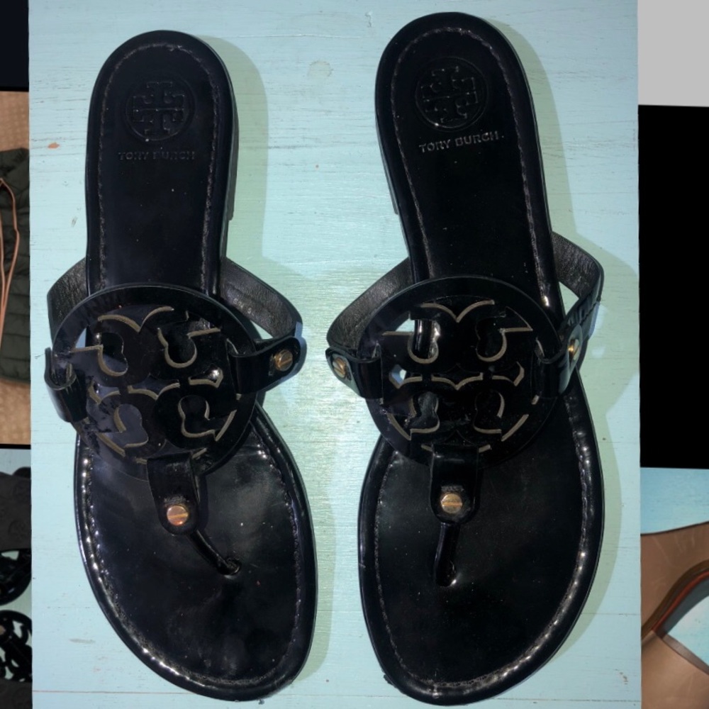 Tory Burch Logo Sandal
